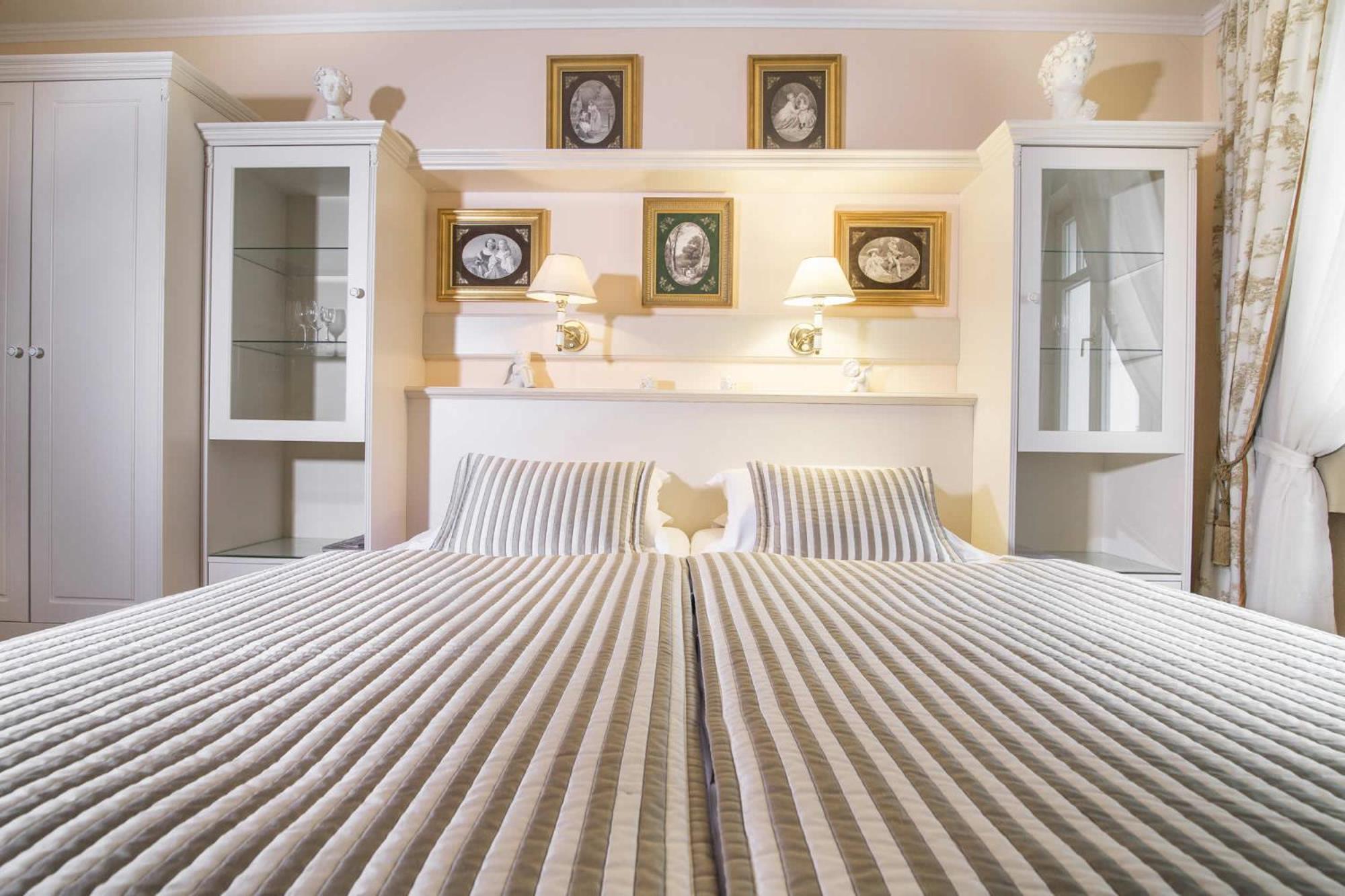 Hotel Karlsbad Grande Madonna Esterno foto