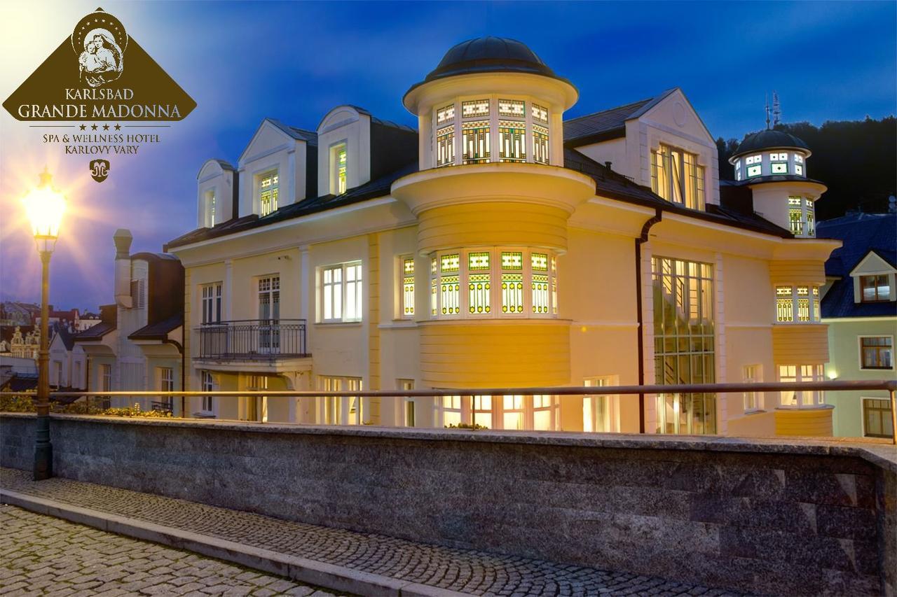 Hotel Karlsbad Grande Madonna Esterno foto