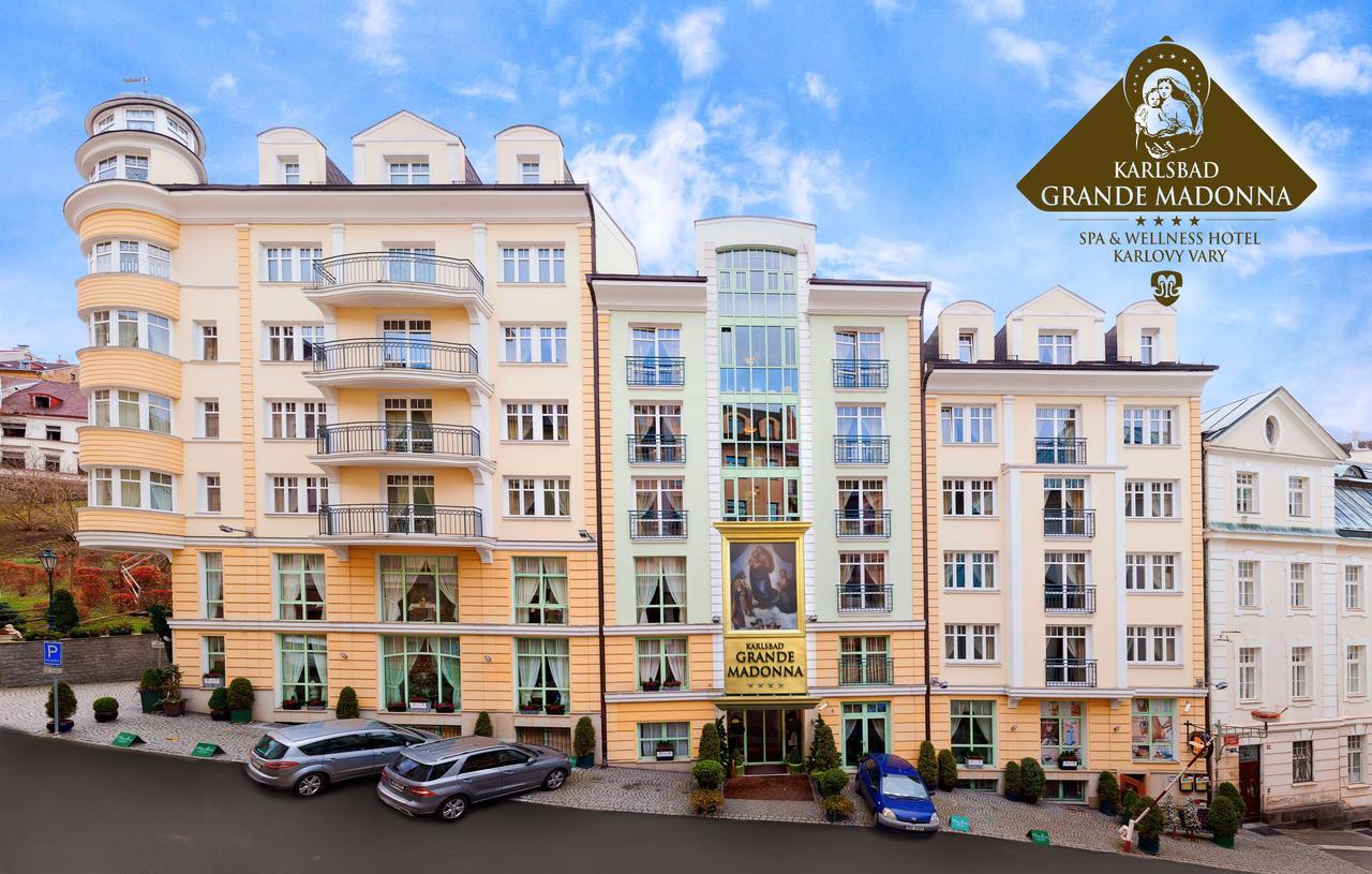 Hotel Karlsbad Grande Madonna Esterno foto